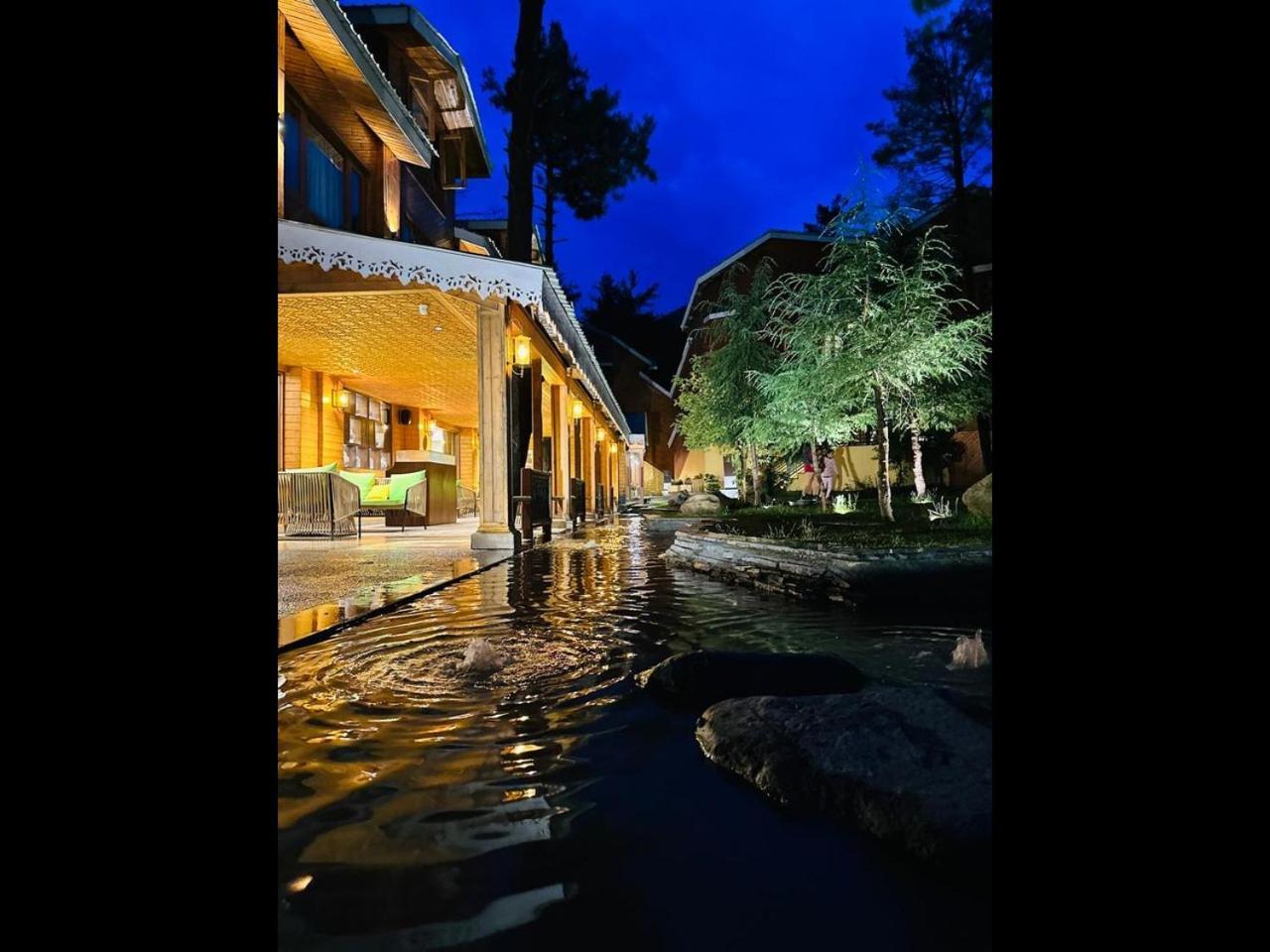 Radisson Golf Resort Pahalgām Buitenkant foto